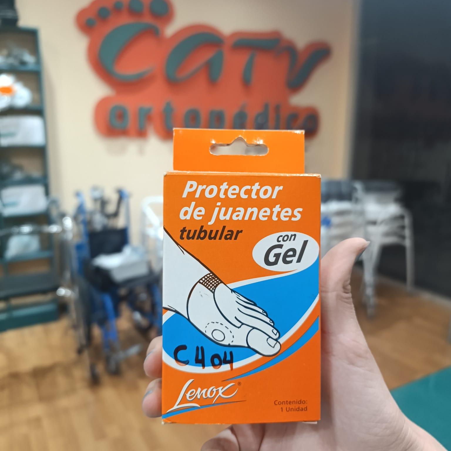 Protector de juanetes tubular con gel Lenox